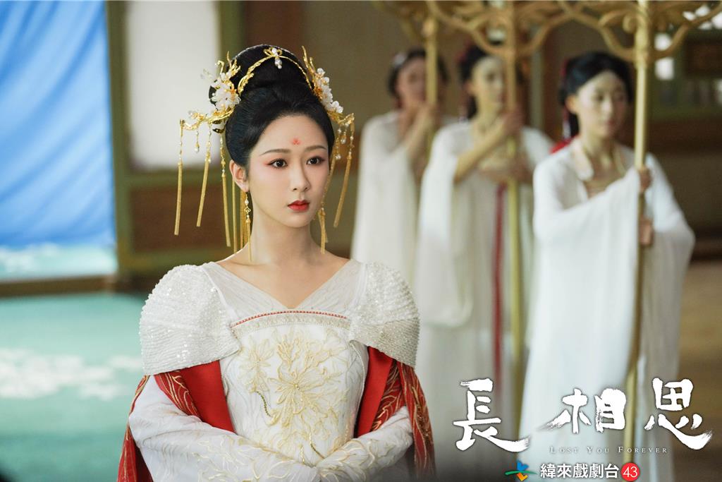  杨紫 